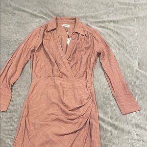 Elegant Mauve Wrap Dress - l’agence